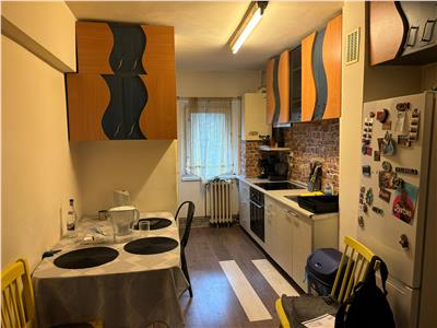 Apartament 3 camere Calea Floresti