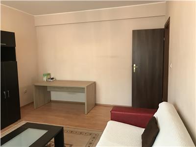 Apartament 2 camere de inchiriat zona Colina